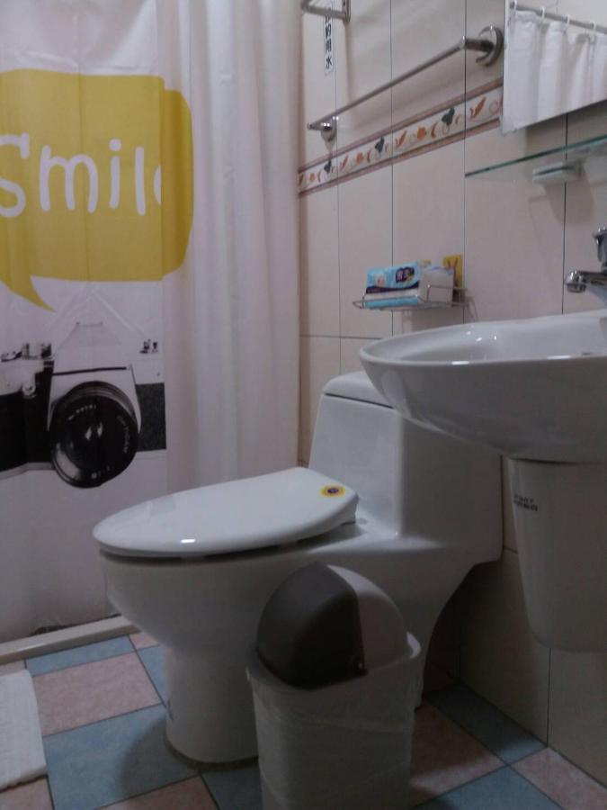 Jin XI Fu B&B Jinning Exteriör bild